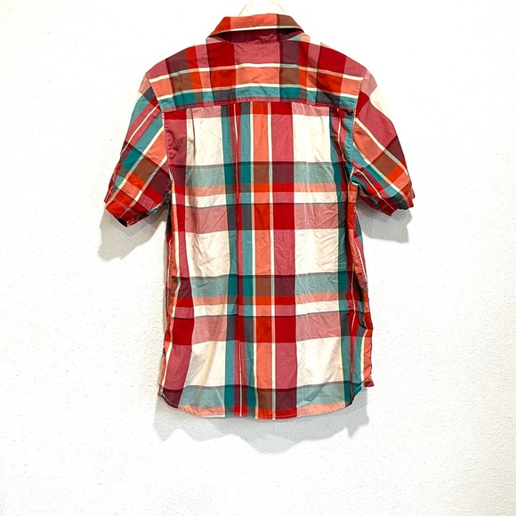 The North Face plaid button down shirt - Picture 5 of 5